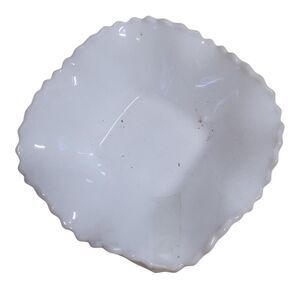 VTG Smith Glass Diamond Milk Glass Bowl